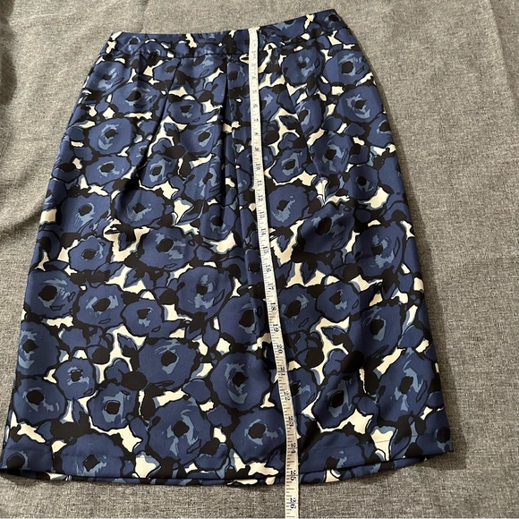 Boden SILK abstract floral pencil skirt NWOT - Picture 6 of 8